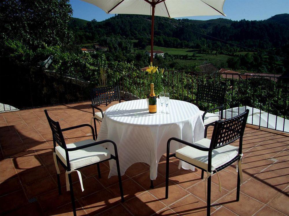 Boutique Hotel Solar Dos Anjos Vieira do Minho Bagian luar foto