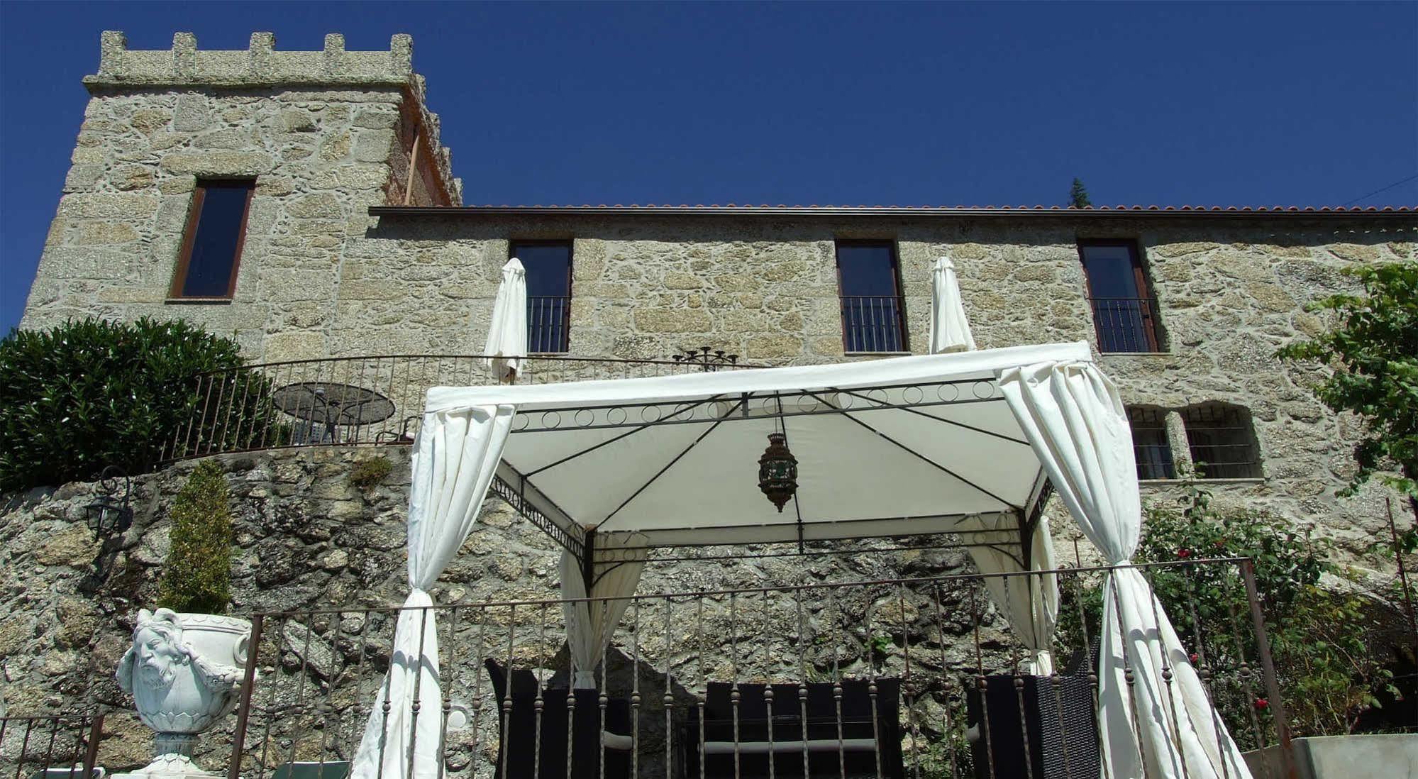 Boutique Hotel Solar Dos Anjos Vieira do Minho Bagian luar foto